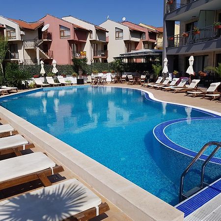 Aria Complex Aparthotel Sveti Vlas Bagian luar foto