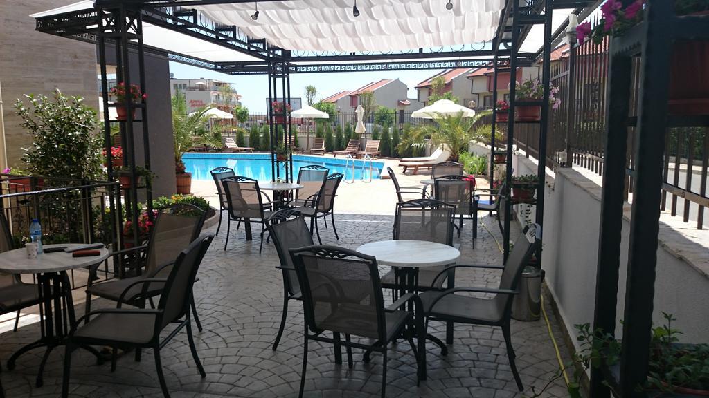 Aria Complex Aparthotel Sveti Vlas Ruang foto