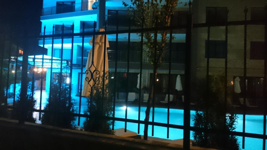 Aria Complex Aparthotel Sveti Vlas Ruang foto